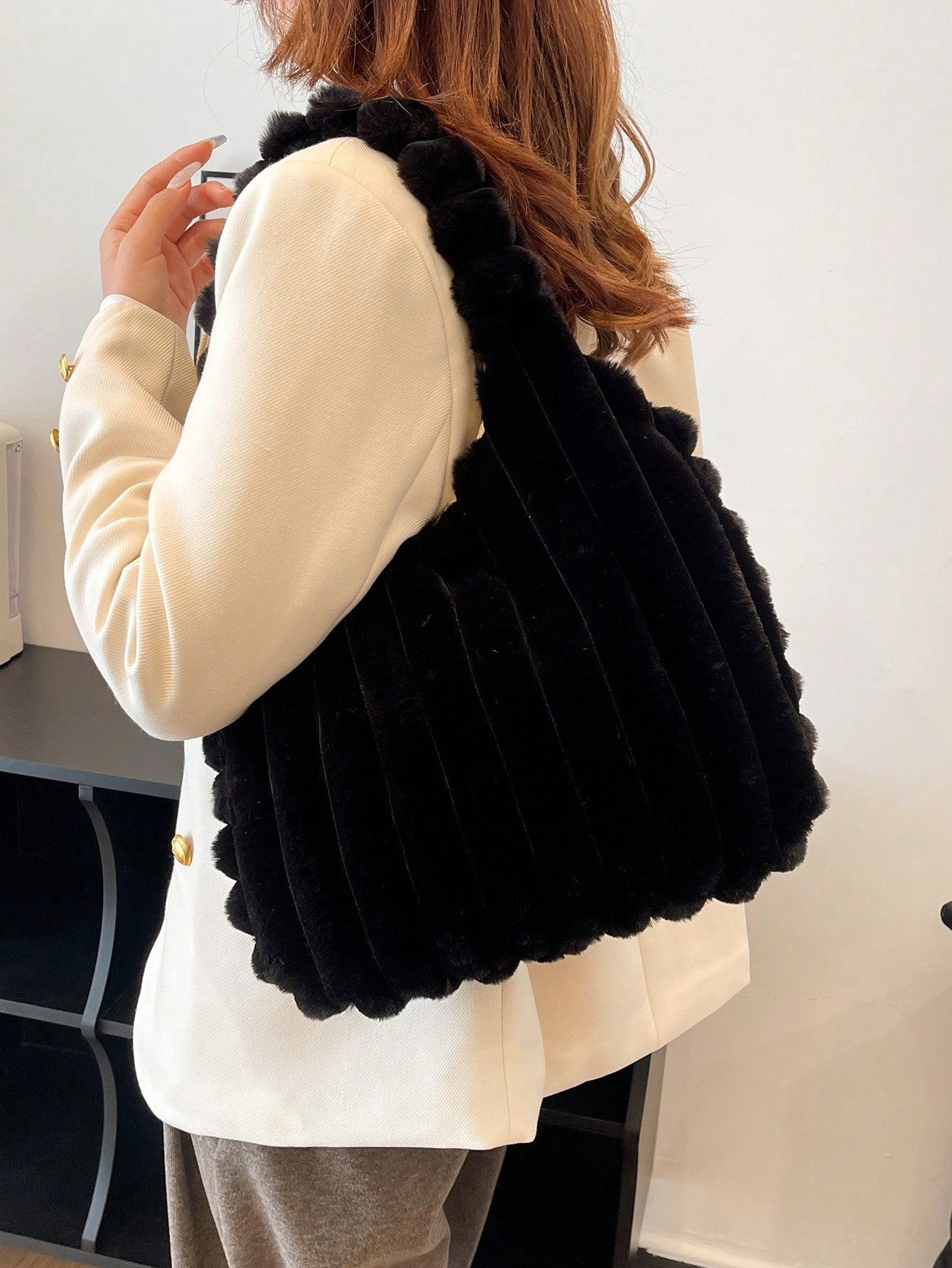 Sac fourre-tout en fourrure Noir
